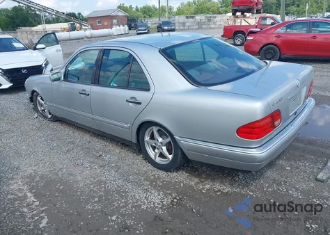 1998 Mercedes-Benz E 430 z USA, uszkodzony, nr VIN WDBJF70FXWA603071